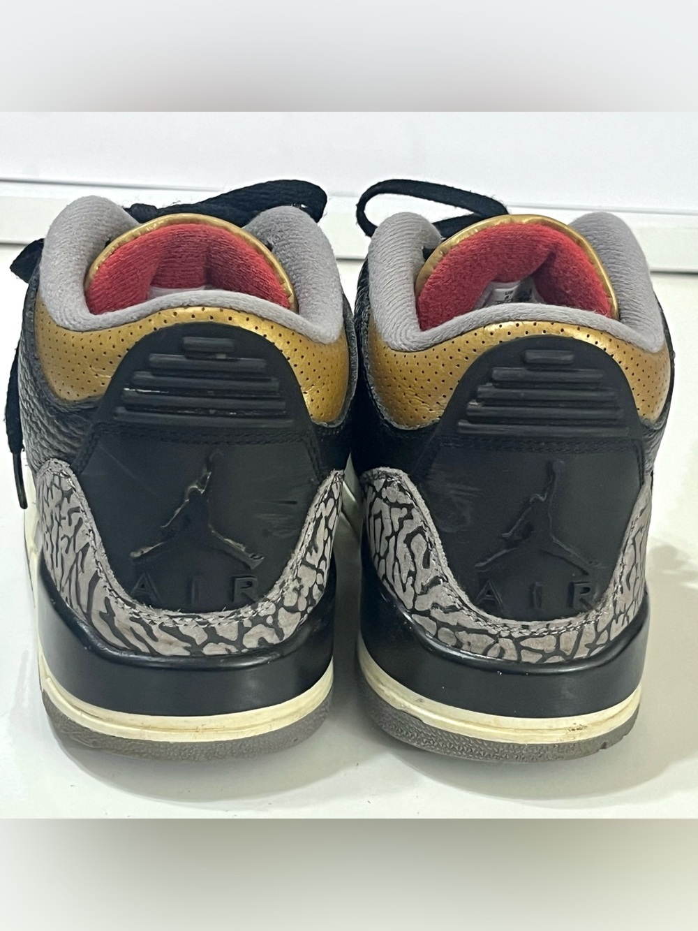 Nike Air Jordan 3 Retro Black Cement Gold Sneakers CK9246-067 Size 8 - Picture 4 of 7